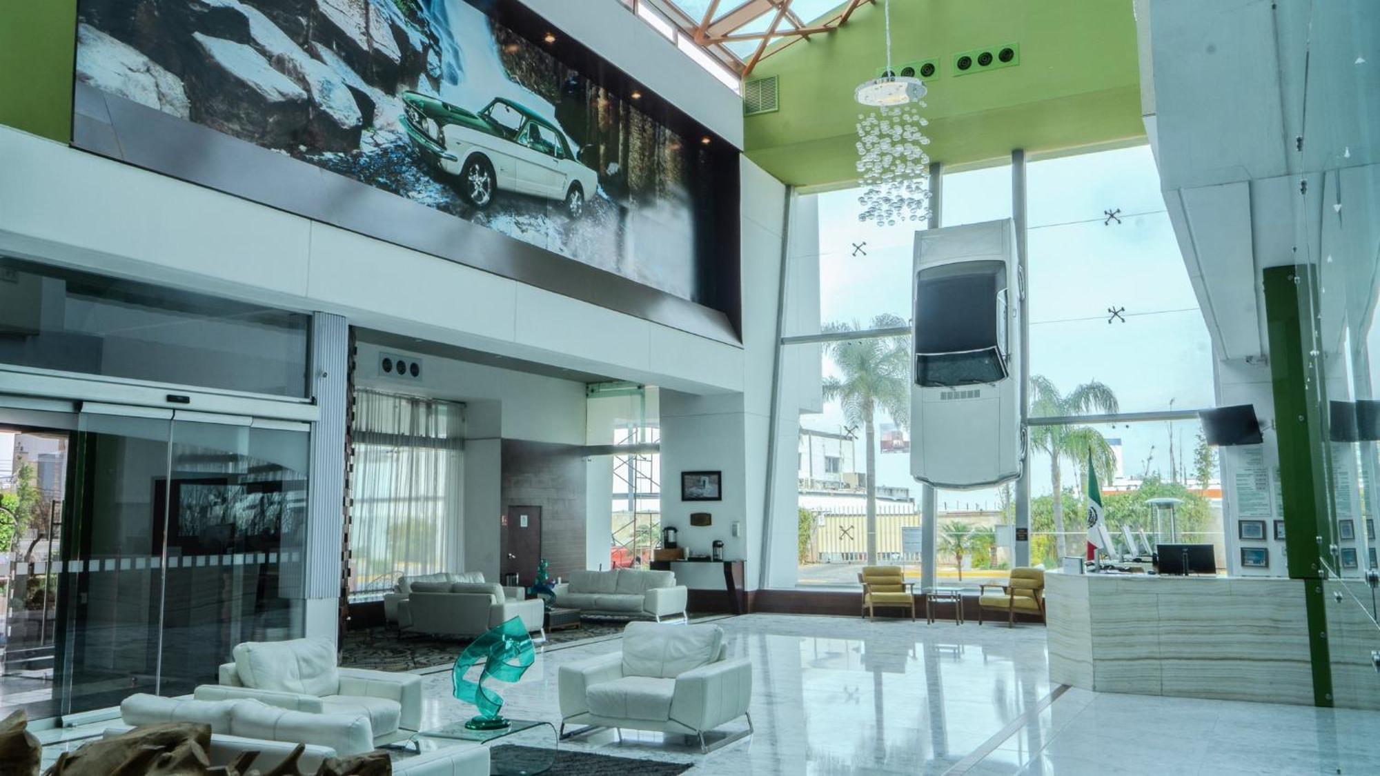Queretaro Zona Krystal By Ihg Hotel 5*